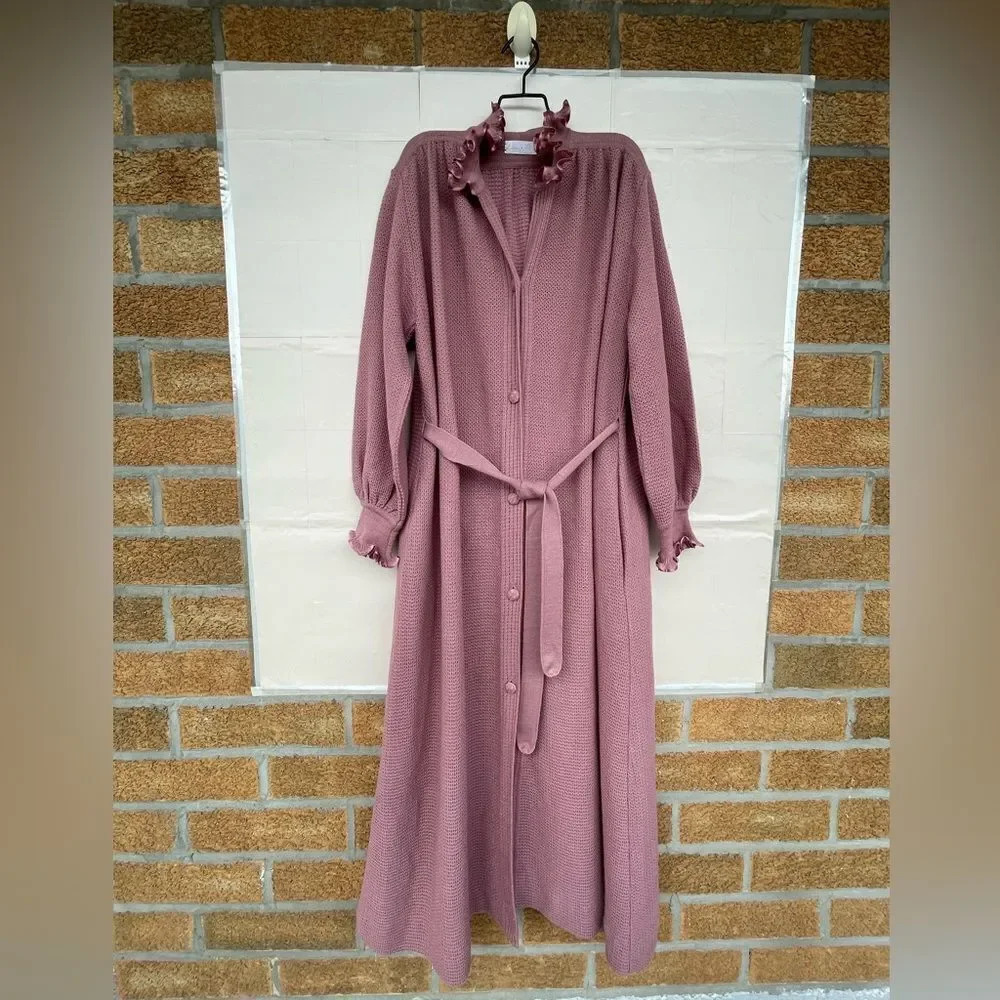 Liseuses Poggi 1973 virgin wool dusty pink duster large